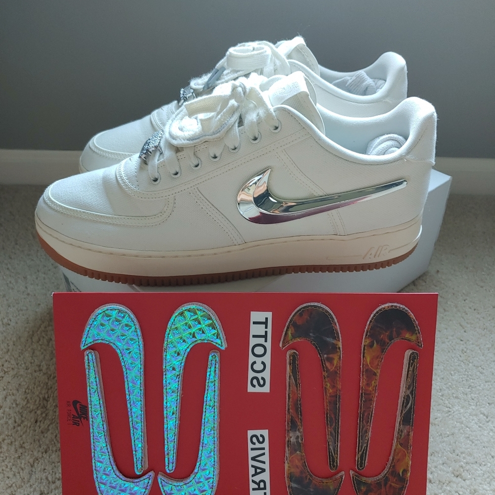 Travis Scott sail AF1